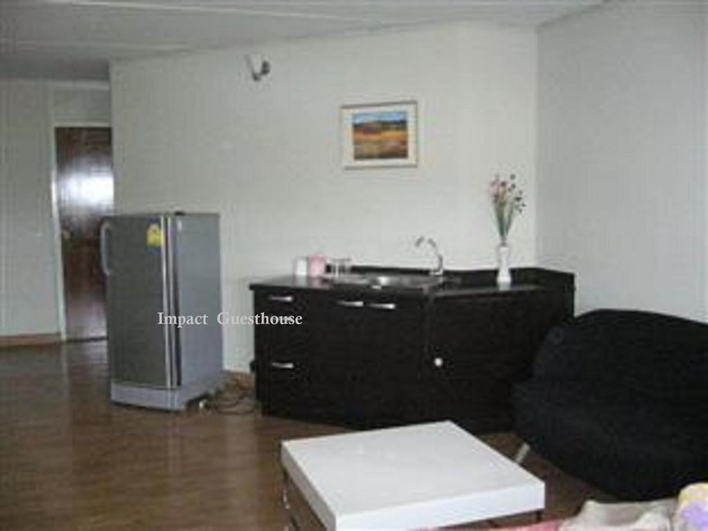 Impact Don Mueang Bangkok Guest House Buitenkant foto
